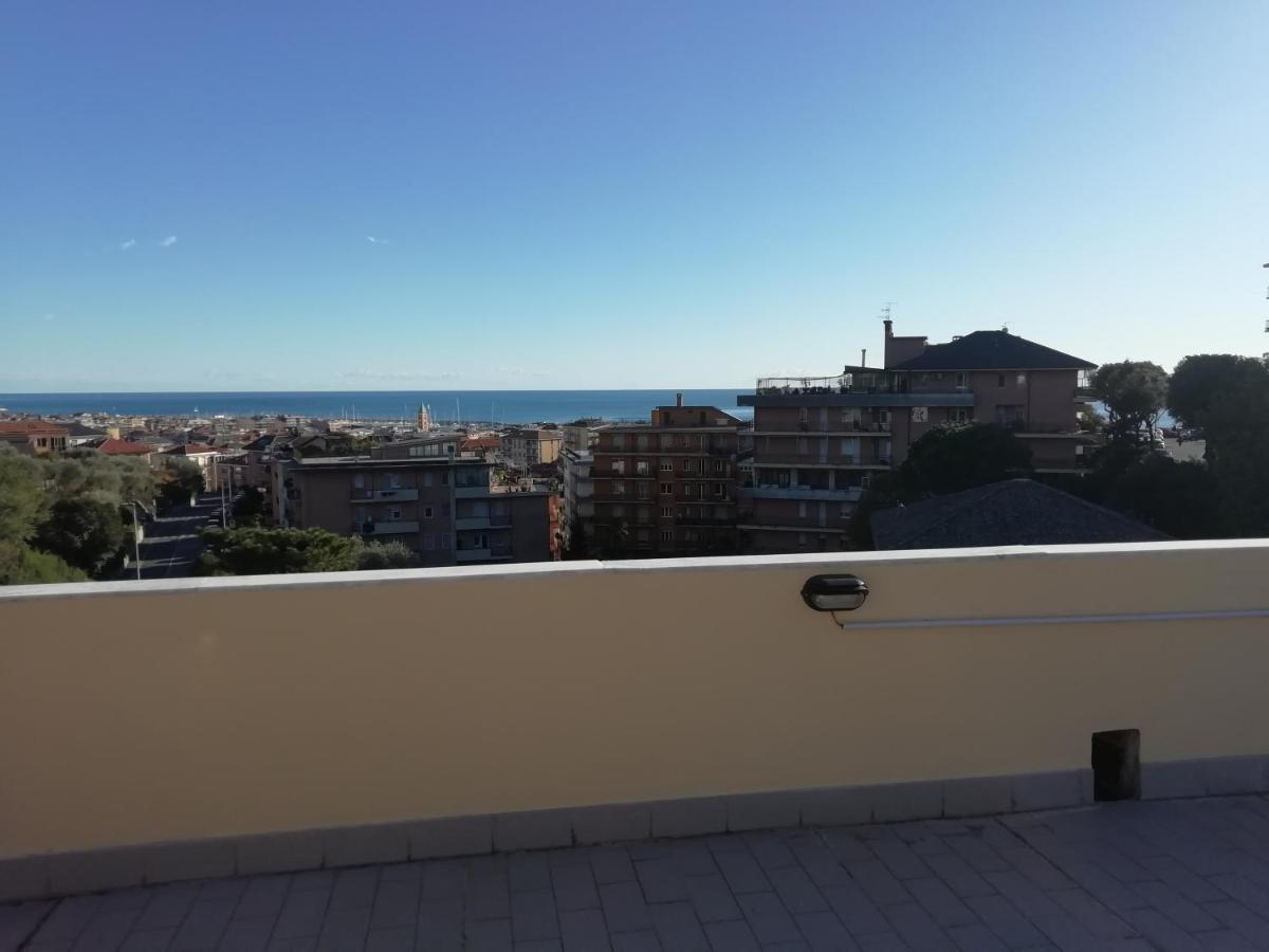 Terrazza Sul Mare In Via Devoto Lägenhet Chiavari Exteriör bild